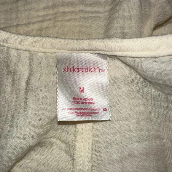 Xhilaration Cover Up Romper Cream Size Medium - Picture 7 of 7